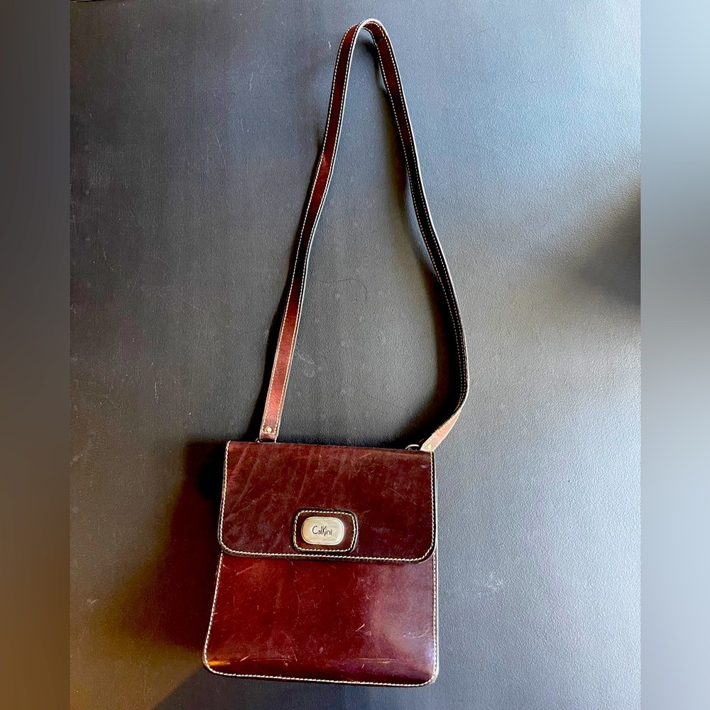 Indian leather shoulder bag.
